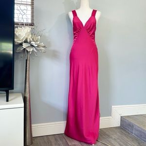NWT House Of Harlow 1960 (Revolve) Magenta PINK SLEEVELESS SATIN MAXI DRESS